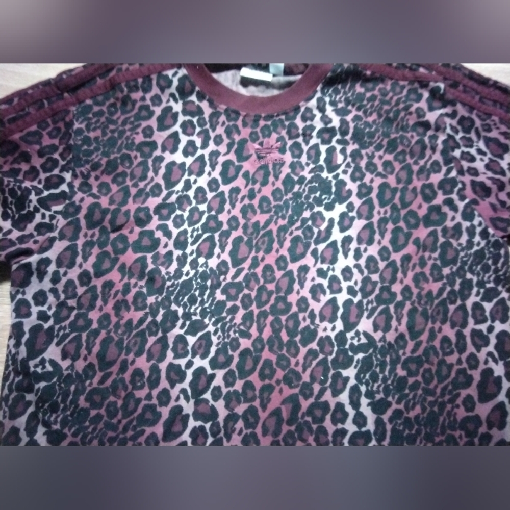 adidas Maroon and Black Leopard Print Short Sleeve Tee - Picture 2 of 2